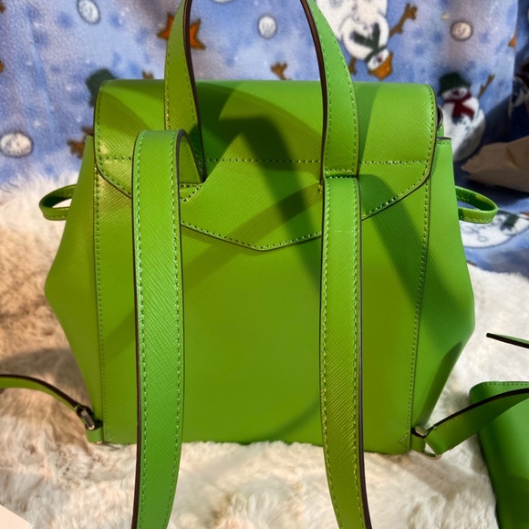 Kate Spade Medium Flip Backpack and wallet - Picture 5 of 9